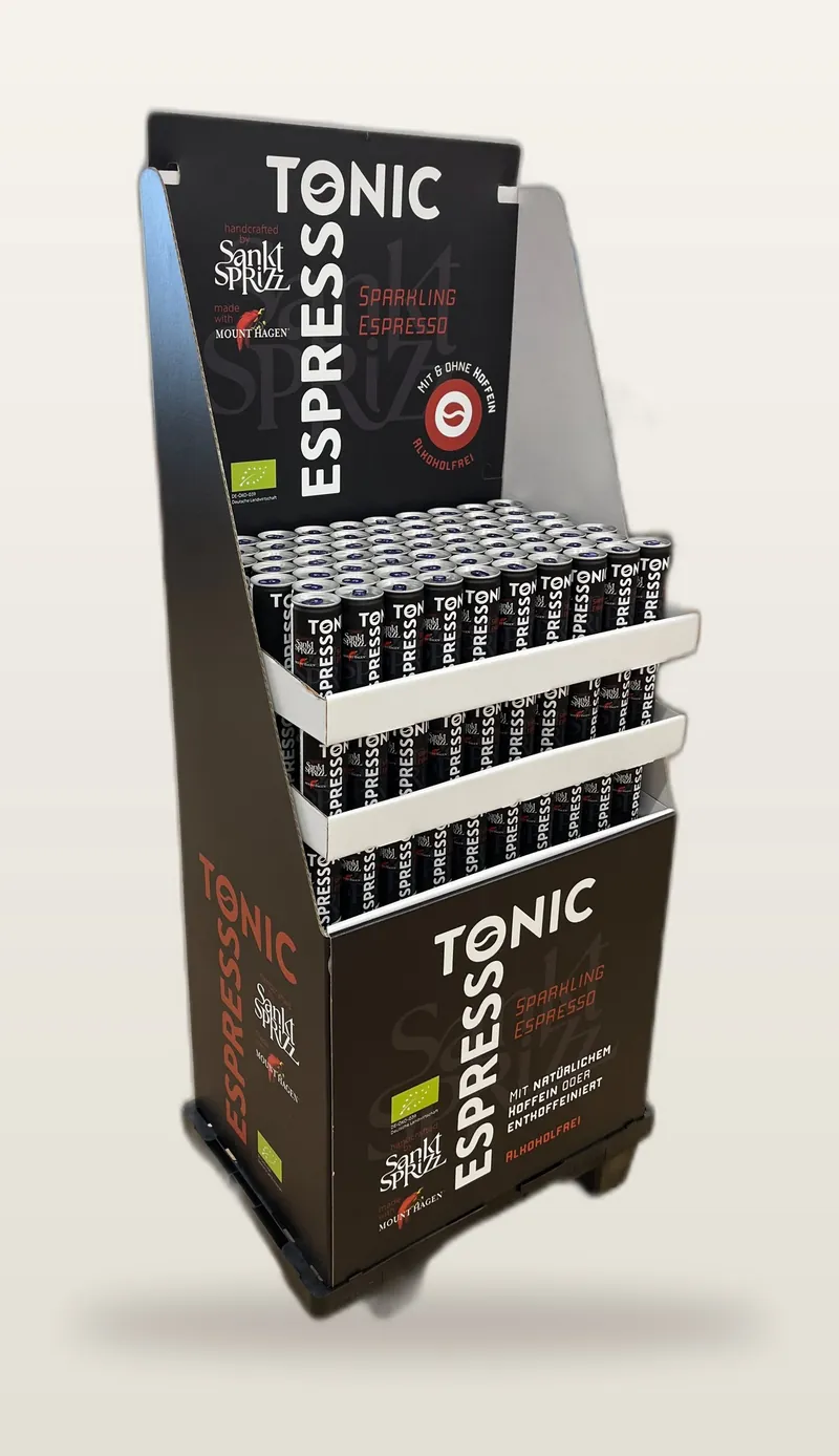 Espresso Tonic display: cardboard display with four layers of cans on a display pallet